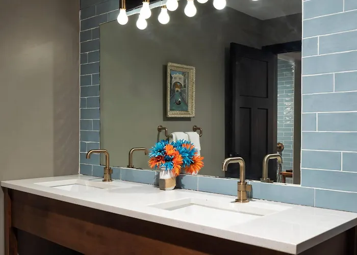 The Highlander Hotel, Ascend Hotel Collection