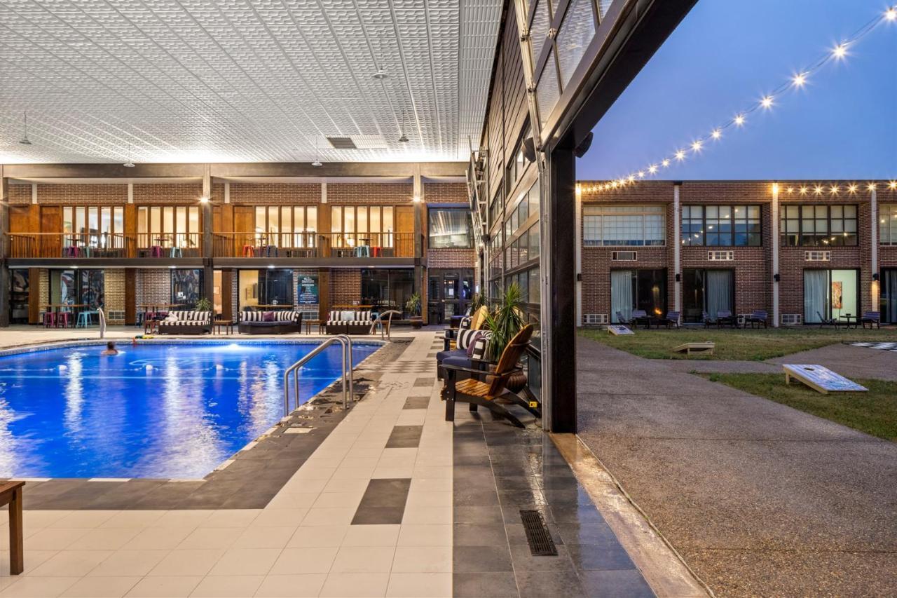 The Highlander Hotel, Ascend Collection 3* Iowa City