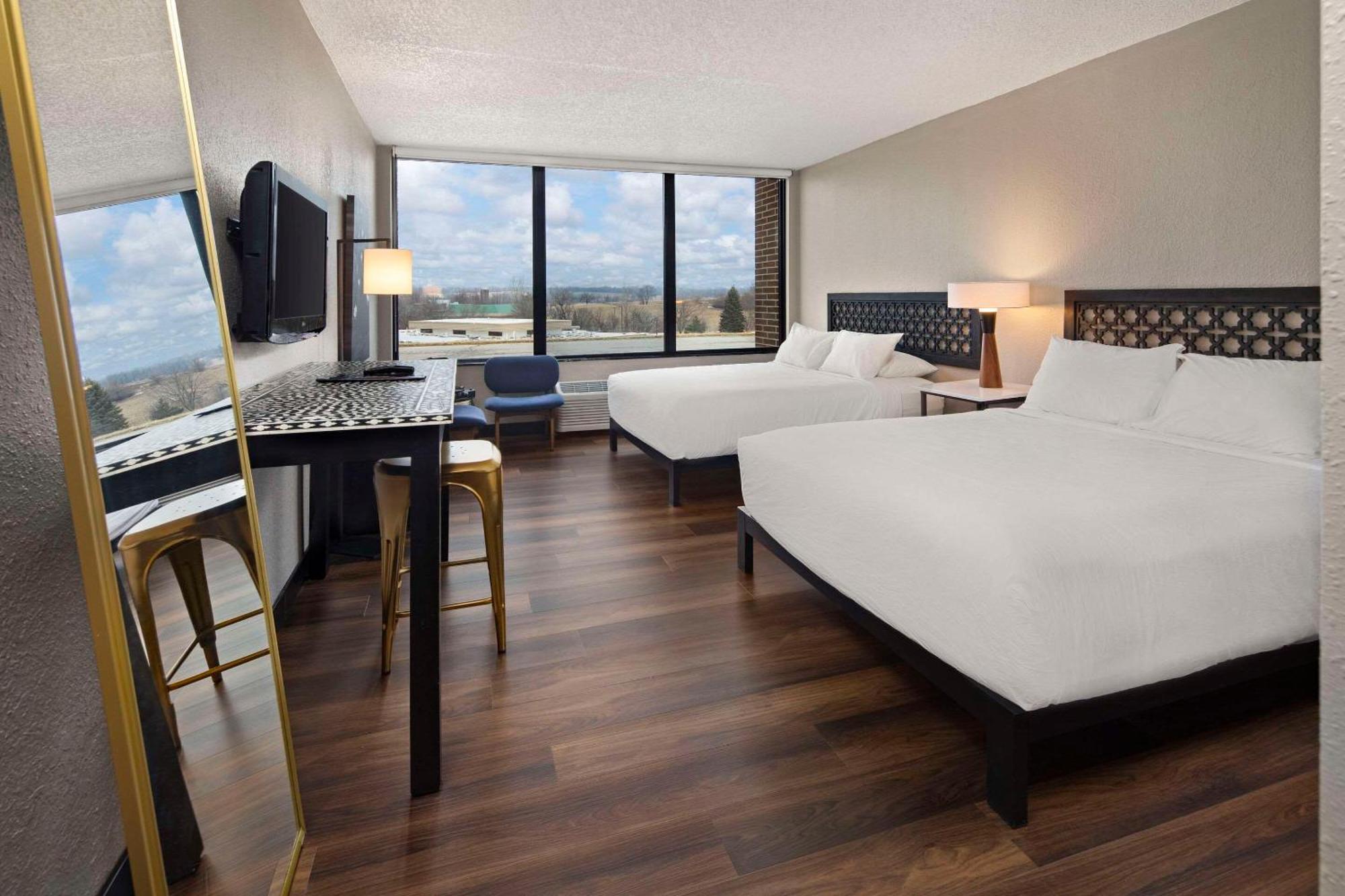 Hotel The Highlander 3*