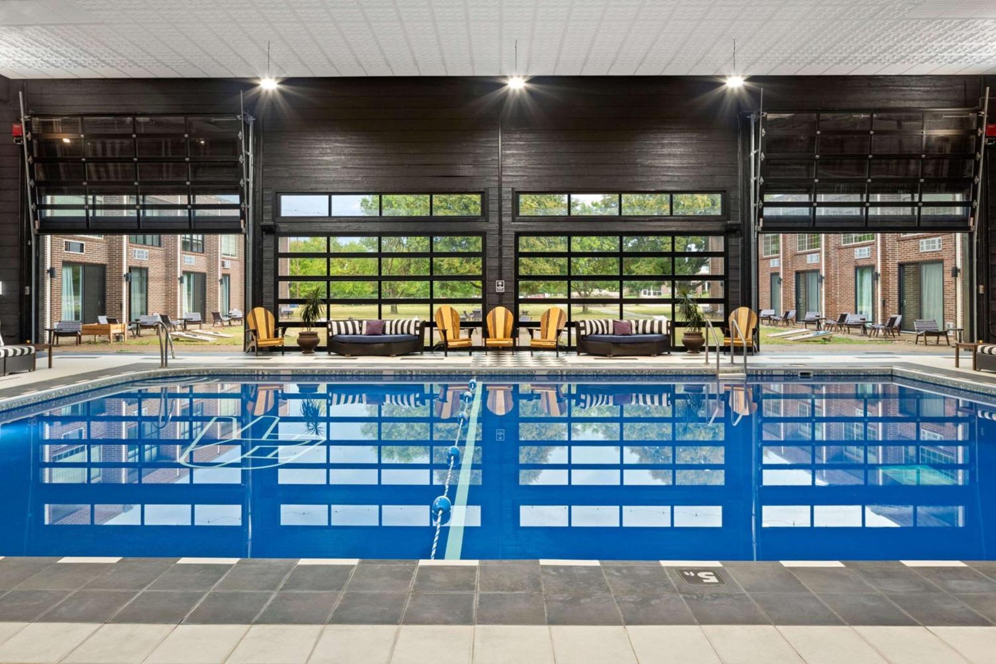 The Highlander Hotel, Ascend Collection Iowa City